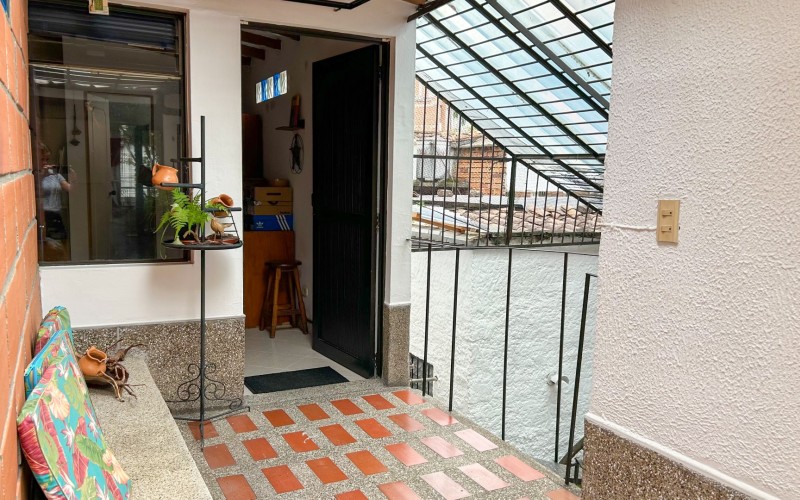 Casa amplia en Belén Alameda