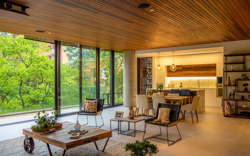 Luxury Living: Stunning Medellín Apartment Awaits