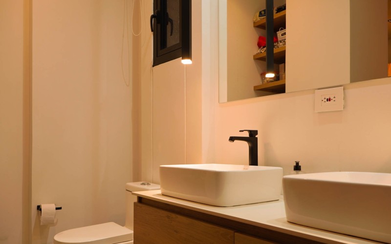 Luxury Living: Stunning Medellín Apartment Awaits