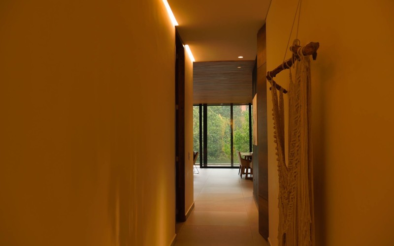 Luxury Living: Stunning Medellín Apartment Awaits