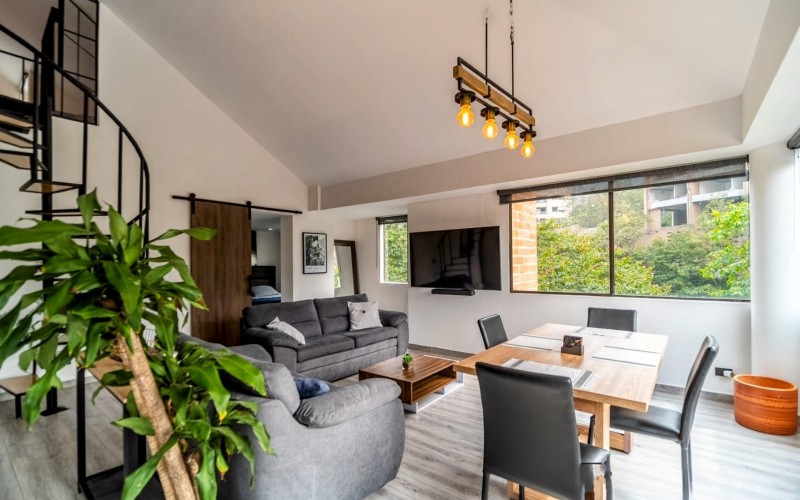 Poblado Penthouse: Real Confort Living Awaits You