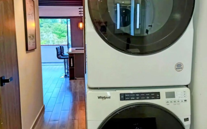 Poblado Penthouse: Real Confort Living Awaits You