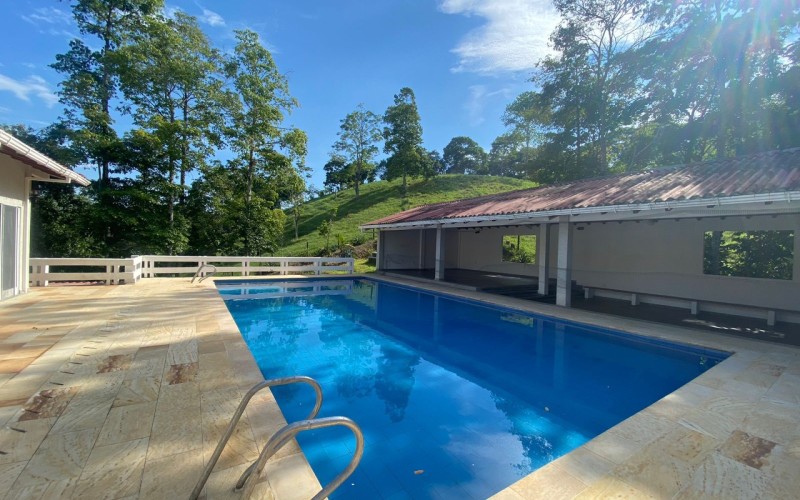 Casa Finca en Doradal, oportunidad única.