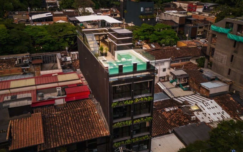 Edificio de 9 pisos en venta ideal para Airbnb o hotel boutique en Poblado Medellín