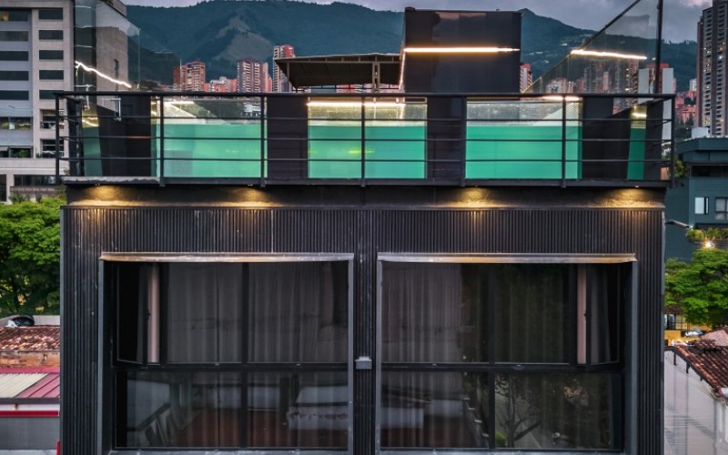 Edificio de 9 pisos en venta ideal para Airbnb o hotel boutique en Poblado Medellín