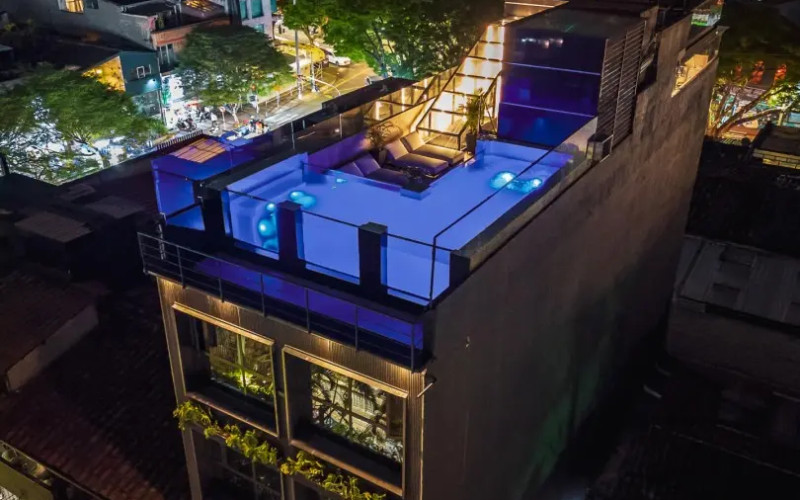 Trophy Boutique Hospitality Asset in El Poblado, Medellín | 8-Year Sovereign Tax Exemption