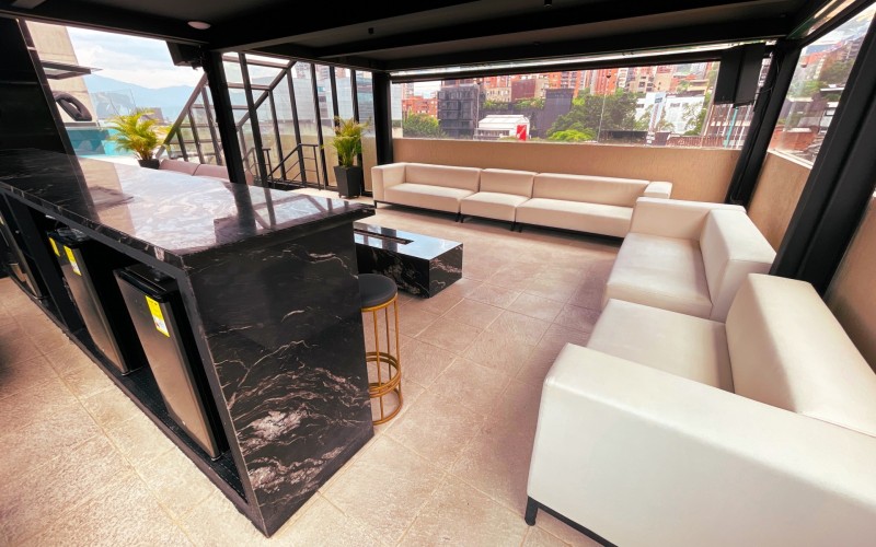 Edificio de 9 pisos en venta ideal para Airbnb o hotel boutique en Poblado Medellín