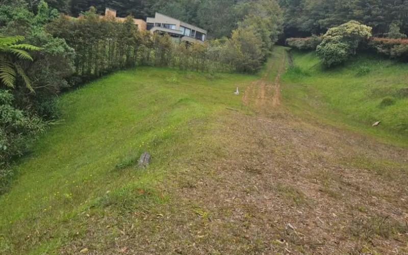 Country Lot in Sierra Alta, El Retiro – 3,800 m² Unique Opportunity