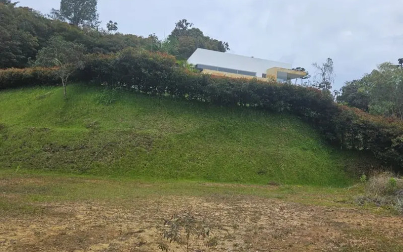 Country Lot in Sierra Alta, El Retiro – 3,800 m² Unique Opportunity