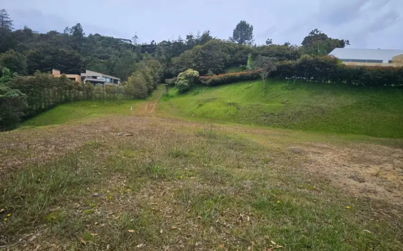 Country Lot in Sierra Alta, El Retiro – 3,800 m² Unique Opportunity