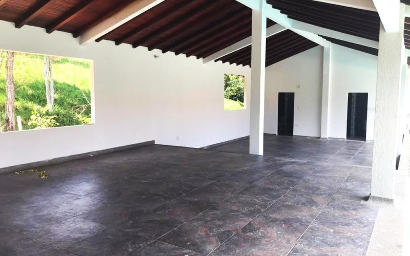 Casa Finca en Doradal, oportunidad única.