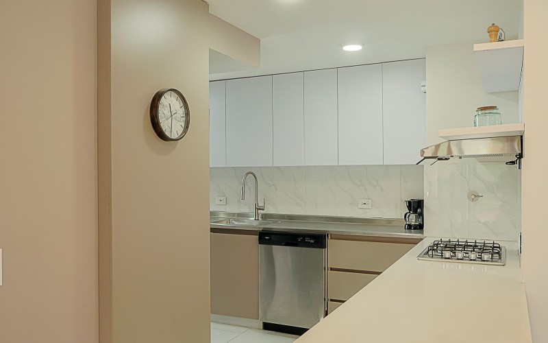 Fully Renovated Apartment in Alejandría
