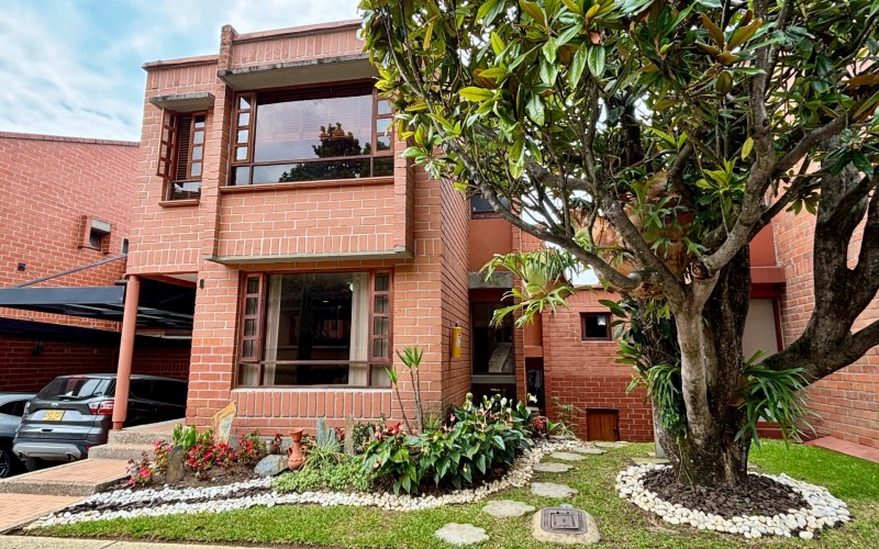 ACOGEDORA CASA EN SAN LUCAS