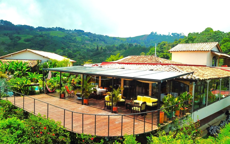 Traditional Specialty Coffee & Agri-Tourism Estate in Fredonia