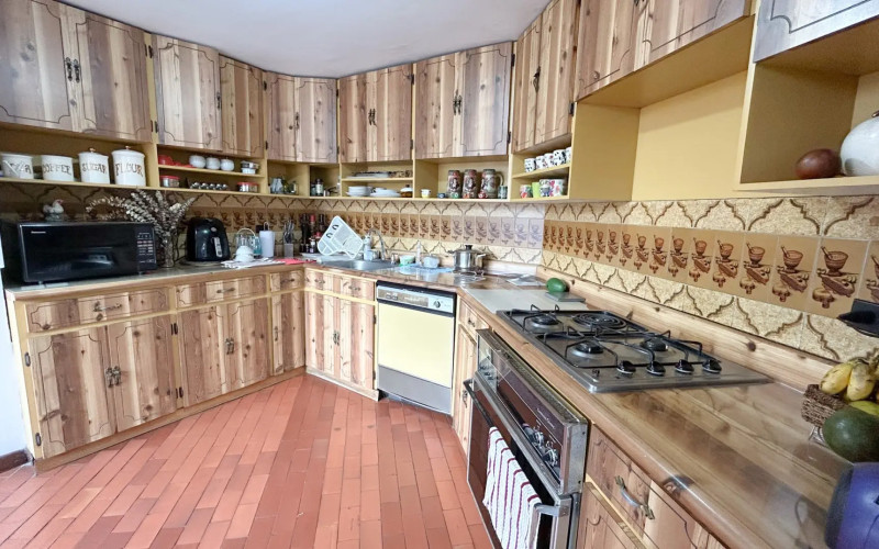 174 m2 Duplex Penthouse for Sale in Envigado | Prime Location | 