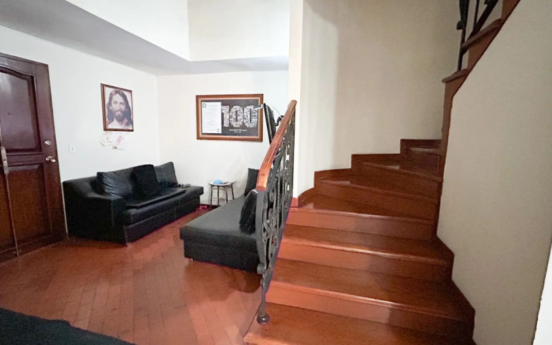 174 m2 Duplex Penthouse for Sale in Envigado | Prime Location | 