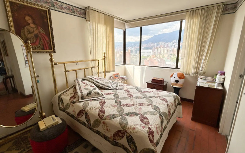 174 m2 Duplex Penthouse for Sale in Envigado | Prime Location | 
