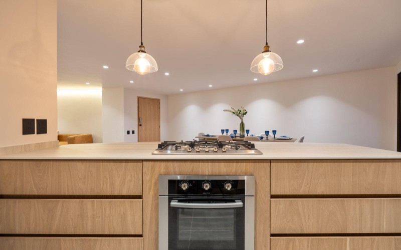 Fully Renovated 190 m² Apartment with 3 Bedrooms, 2 Balconies, and 24/7 Security – Perfect for Families