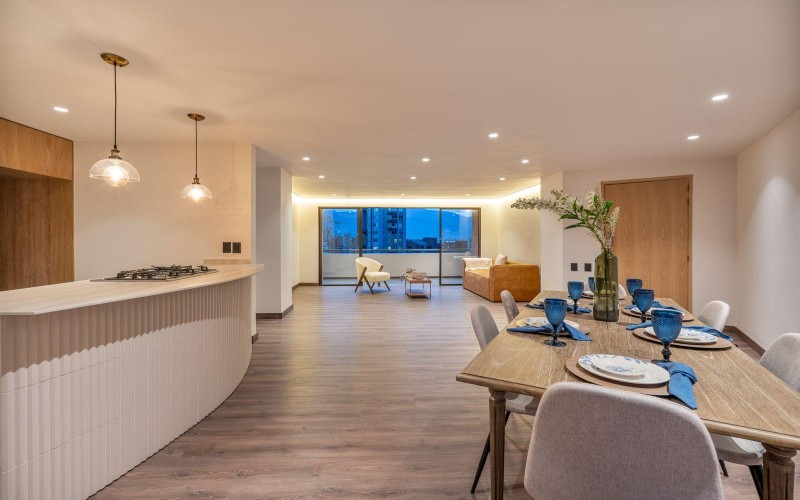 Fully Renovated 190 m² Apartment with 3 Bedrooms, 2 Balconies, and 24/7 Security – Perfect for Families