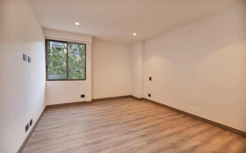 Fully Renovated 190 m² Apartment with 3 Bedrooms, 2 Balconies, and 24/7 Security – Perfect for Families