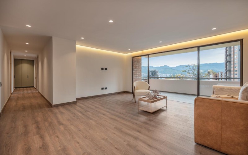 Fully Renovated 190 m² Apartment with 3 Bedrooms, 2 Balconies, and 24/7 Security – Perfect for Families
