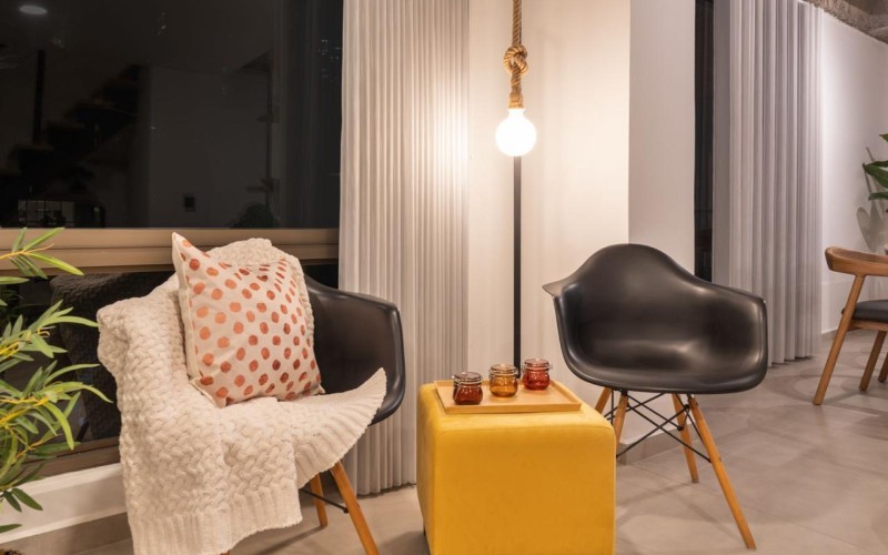 195 m² Industrial-Style Duplex in Provenza with Jacuzzi, BBQ Area, and Strong Rental Potential – Fully Renovated and Steps Away from Medellin’s Best Dining!