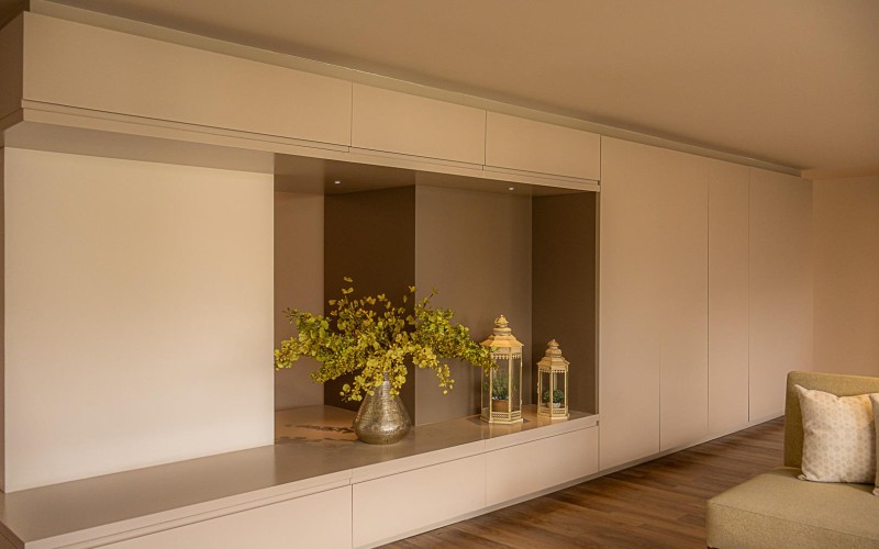 Apartamento de Lujo Remodelado en El Poblado con Vista y Ubicación Privilegiada