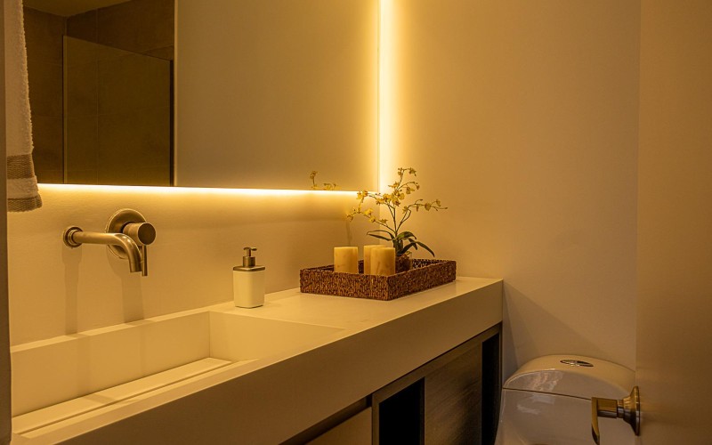 Apartamento de Lujo Remodelado en El Poblado con Vista y Ubicación Privilegiada