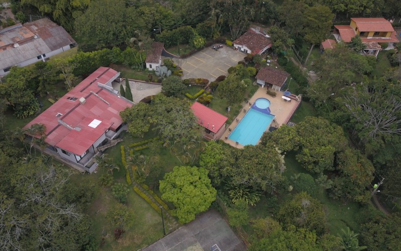 Charming Villa Esther Farm | Ideal for Eco-Living with Airbnb-Style Daily Rental Option or Investment Projects