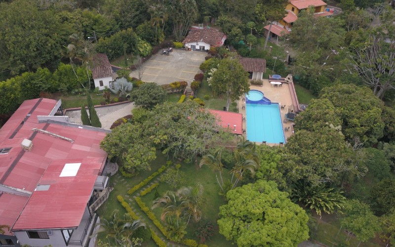 Charming Villa Esther Farm | Ideal for Eco-Living with Airbnb-Style Daily Rental Option or Investment Projects