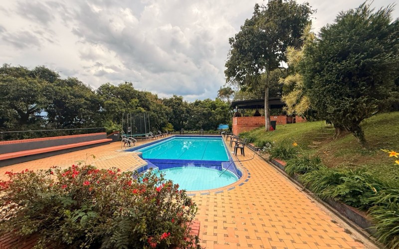 Charming Villa Esther Farm | Ideal for Eco-Living with Airbnb-Style Daily Rental Option or Investment Projects