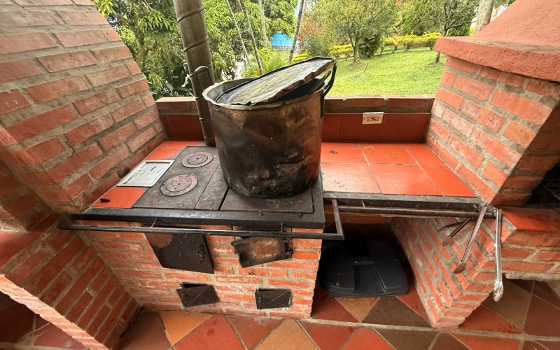 Charming Villa Esther Farm | Ideal for Eco-Living with Airbnb-Style Daily Rental Option or Investment Projects