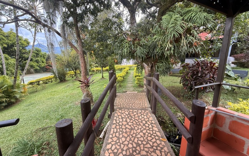 Charming Villa Esther Farm | Ideal for Eco-Living with Airbnb-Style Daily Rental Option or Investment Projects