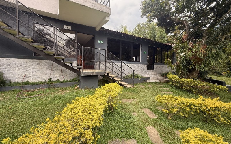Charming Villa Esther Farm | Ideal for Eco-Living with Airbnb-Style Daily Rental Option or Investment Projects