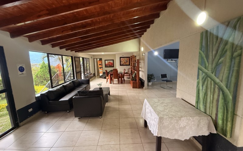 Charming Villa Esther Farm | Ideal for Eco-Living with Airbnb-Style Daily Rental Option or Investment Projects