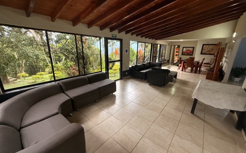 Charming Villa Esther Farm | Ideal for Eco-Living with Airbnb-Style Daily Rental Option or Investment Projects