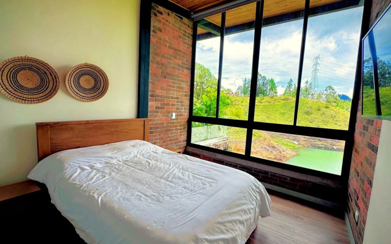 Gateaway house in Peñol (Nakúa) 133m2