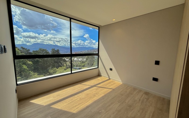 Brand-New Duplex Penthouse for Sale in Envigado – Rights Transfer with Private Terrace and Stunning Nature Views