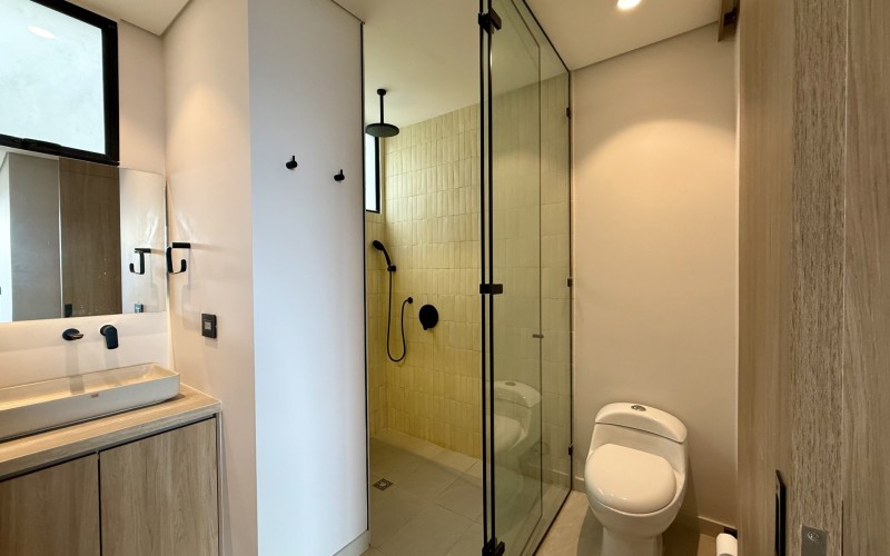 Brand-New Duplex Penthouse for Sale in Envigado – Rights Transfer with Private Terrace and Stunning Nature Views