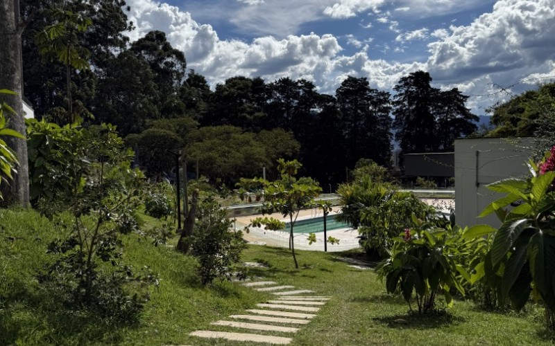 Brand-New Duplex Penthouse for Sale in Envigado – Rights Transfer with Private Terrace and Stunning Nature Views