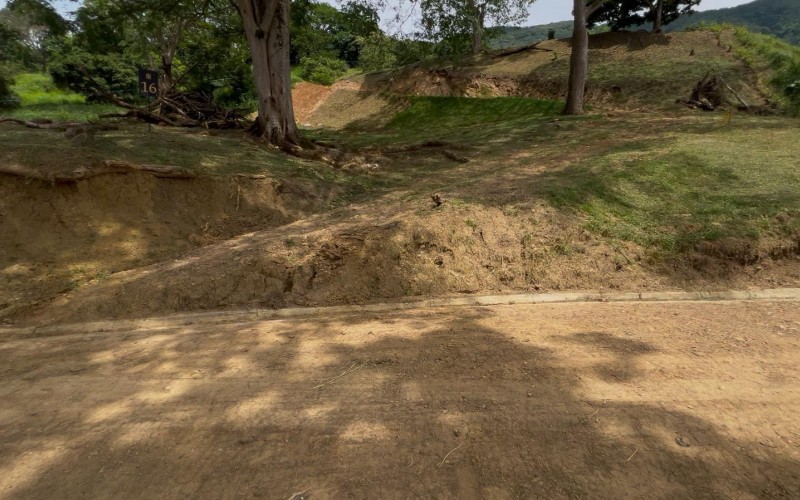 Lote en parcelación San Jerónimo