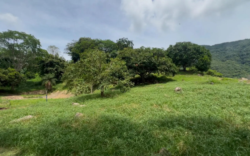 Lot in parcelation in San Jeronimo