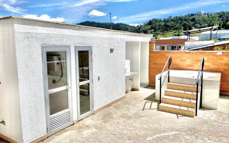 Apto Guarne - Alcores piso 12