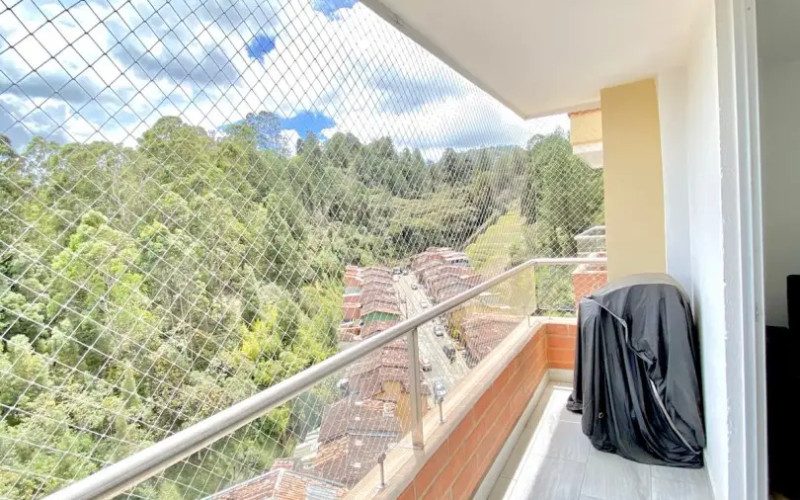 Apto Guarne - Alcores piso 12