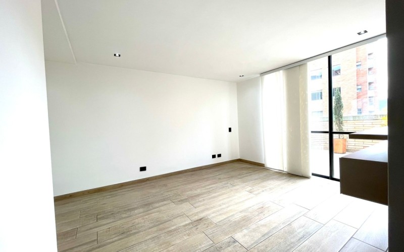 Apartamento con terraza y vista verde en Envigado – Esmeraldal exclusivo