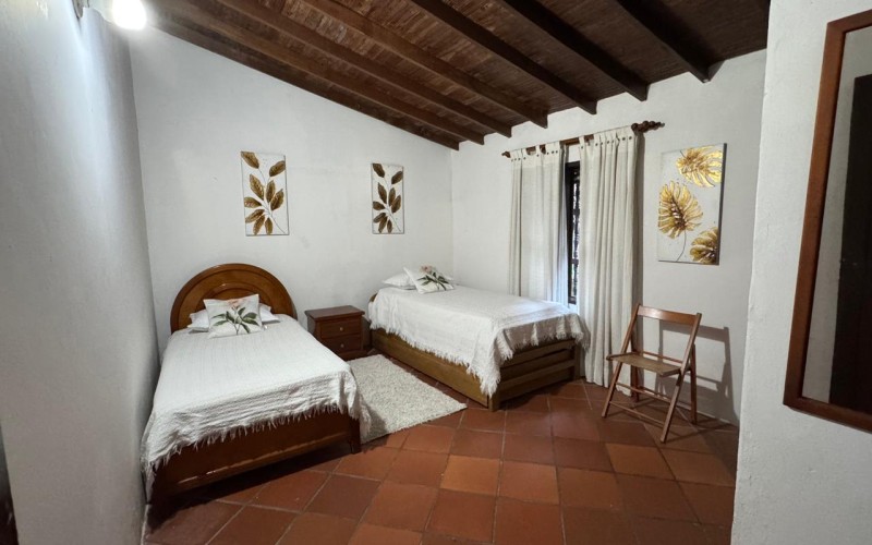 Quiet colonial estate in Guarne Antioquia