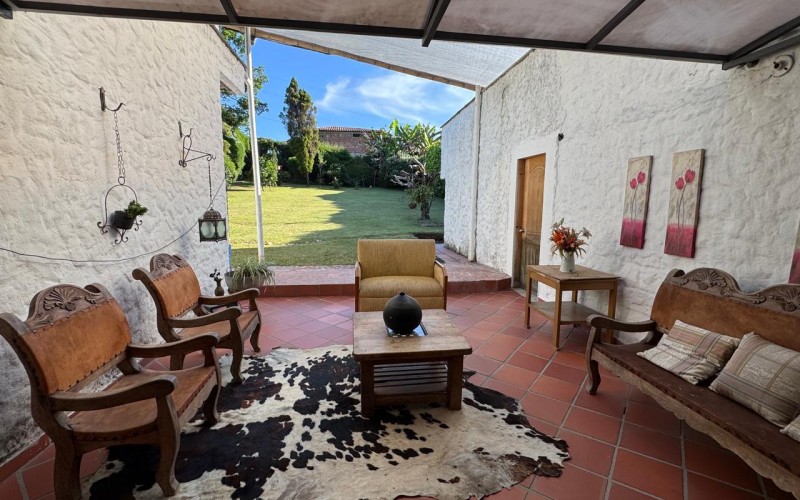 Quiet colonial estate in Guarne Antioquia