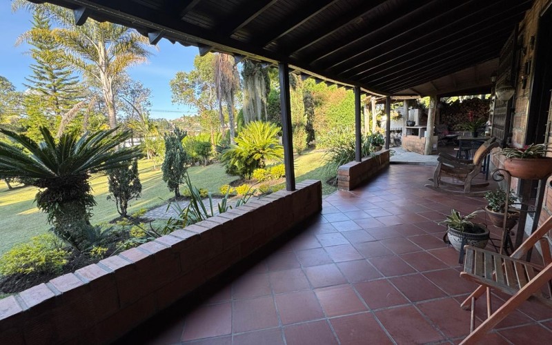 Quiet colonial estate in Guarne Antioquia