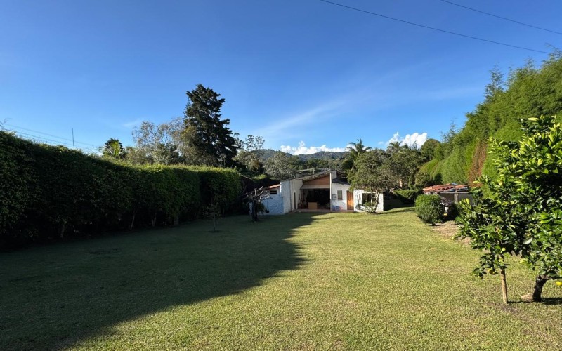 Quiet colonial estate in Guarne Antioquia