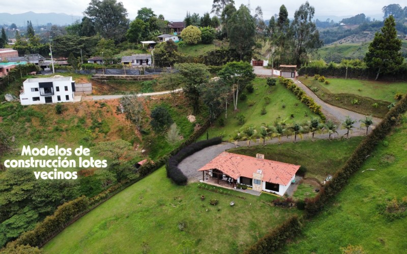Lote exclusivo en Marinilla para construir 3 casas con vista panorámica